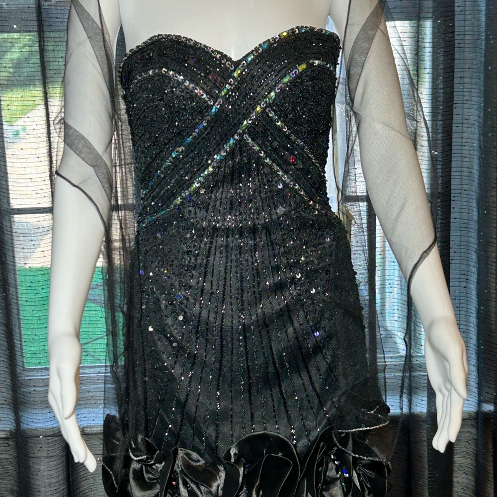 Jazy Couture Elegant Black Strapless Dress Size 4 w/Shawl NWT